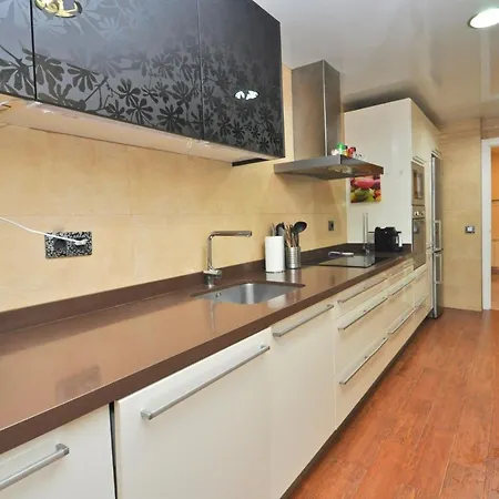Carbonell Appartement *